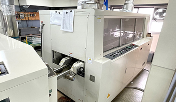 自動はんだ付装置